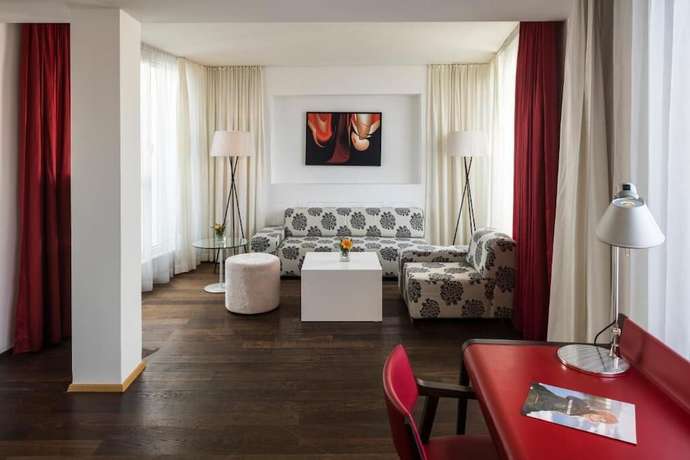 Imagen de la habitación del Hotel Falkensteiner Bratislava. Foto 17