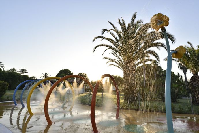 Imagen de la piscina del Hotel Falkensteiner Club Funimation Garden Calabria - All Inclusive. Foto 17