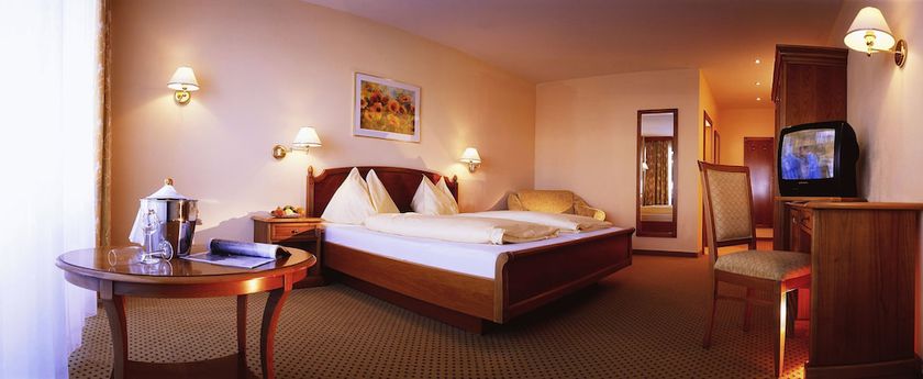 Imagen de la habitación del Hotel Falkensteiner Cristallo. Foto 8