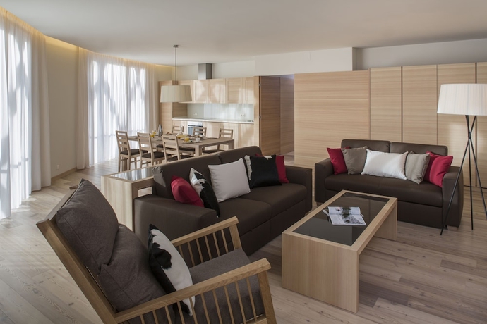 Imagen de la habitación del Hotel Falkensteiner Edelweiss Residences. Foto 5