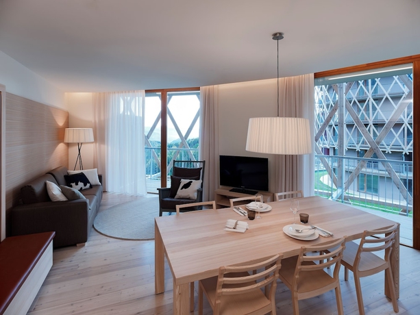Imagen de la habitación del Hotel Falkensteiner Edelweiss Residences. Foto 18