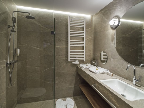 Imagen de la habitación del Hotel Falkensteiner Family Sonnenalpe. Foto 12