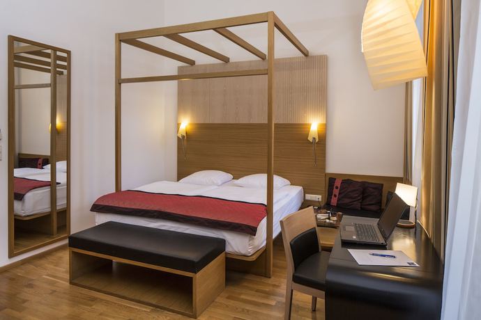 Imagen de la habitación del Hotel Falkensteiner Prague. Foto 4