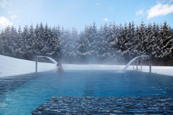 Imagen de la piscina del Hotel Falkensteiner Schladming. Foto 16