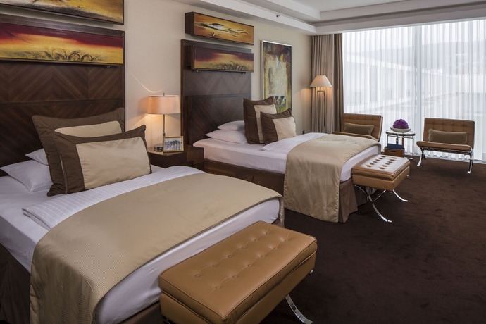 Imagen de la habitación del Hotel Falkensteiner Schlosshotel Velden – The Leading Hotels Of The World. Foto 10