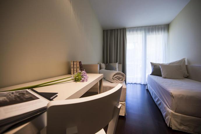 Imagen de la habitación del Hotel Falkensteiner Senia. Foto 3