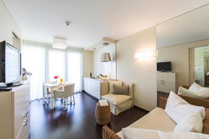 Imagen de la habitación del Hotel Falkensteiner Senia. Foto 8