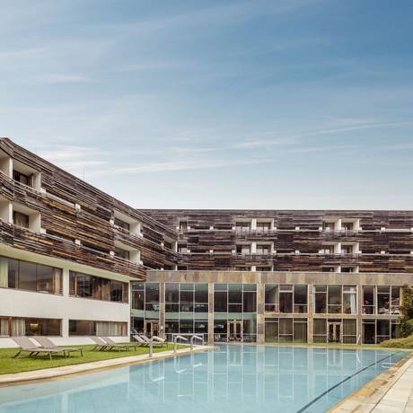Imagen de la piscina del Hotel Falkensteiner and Spa Carinzia. Foto 18