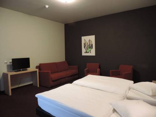 Imagen de la habitación del Hotel Falko. Foto 9