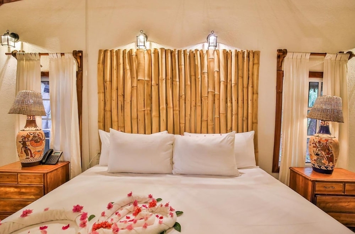 Imagen de la habitación del Hotel Falling Leaves Lodge. Foto 10