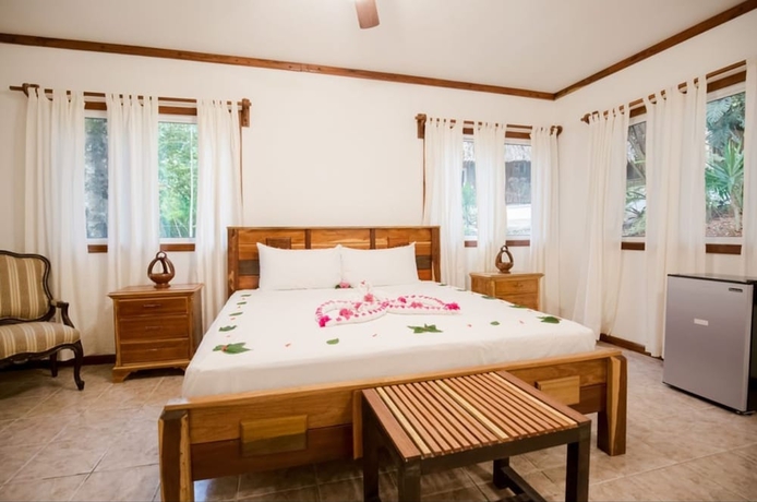 Imagen de la habitación del Hotel Falling Leaves Lodge. Foto 14