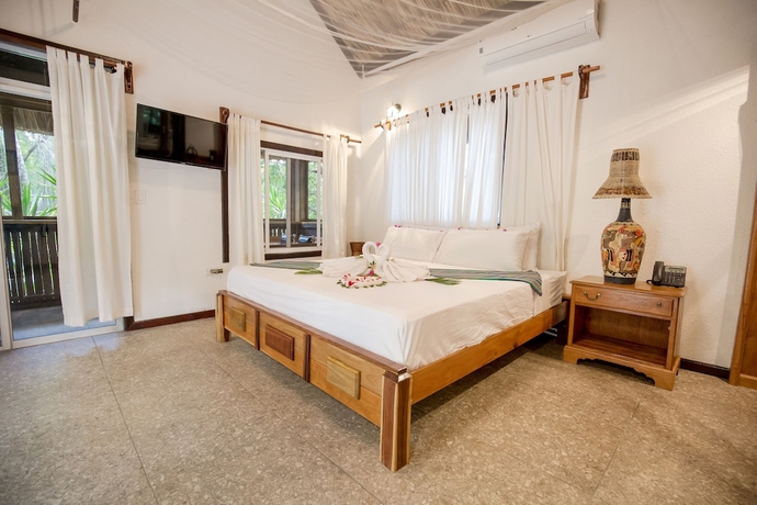 Imagen de la habitación del Hotel Falling Leaves Lodge. Foto 17