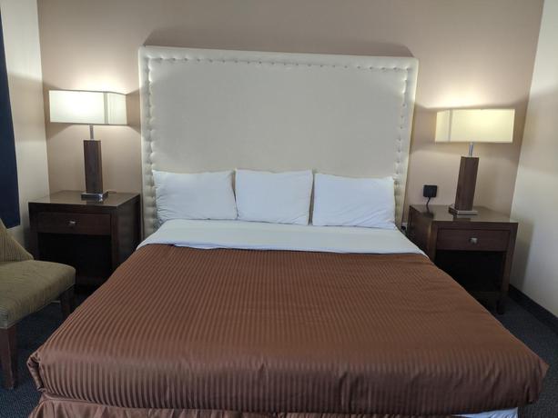 Imagen de la habitación del Hotel Falls Lodge and Suites. Foto 6