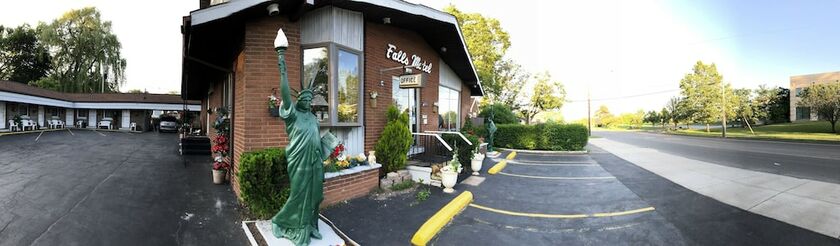 Imagen general del Hotel Falls Motel, City of Niagara Falls. Foto 8