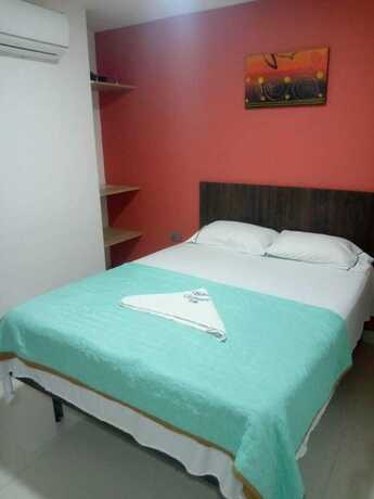 Imagen de la habitación del Hotel Falmari. Foto 11