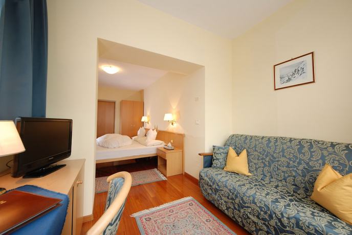 Imagen de la habitación del Hotel Faloria. Foto 10