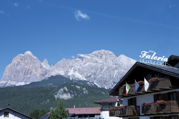 Imagen de los exteriores del Hotel Faloria Mountain Spa Resort. Foto 4