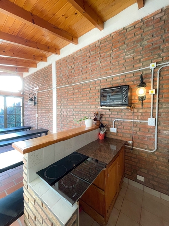 Imagen de la habitación del Hotel Falucho. Foto 15