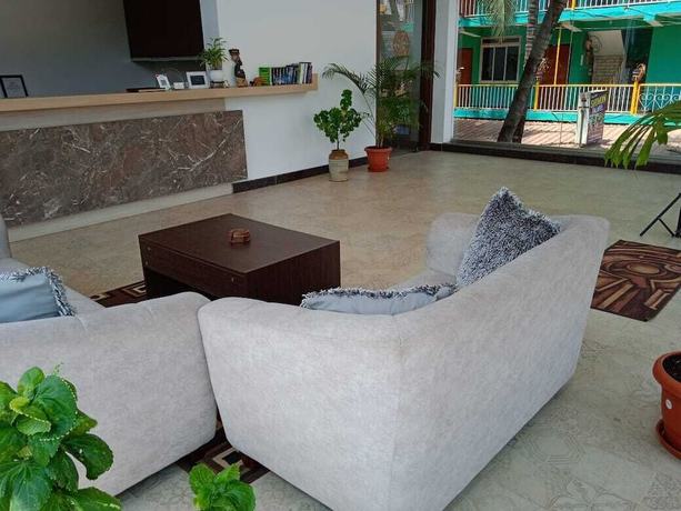 Imagen de los interiores del Hotel Famafa Beach Resort. Foto 5