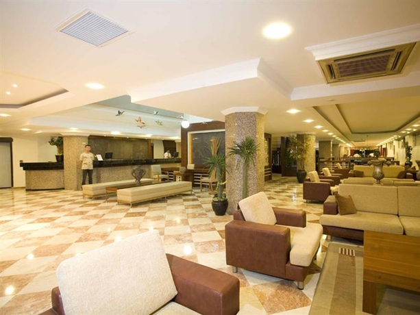 Imagen general del Hotel Fame Beach Hotel. Foto 8
