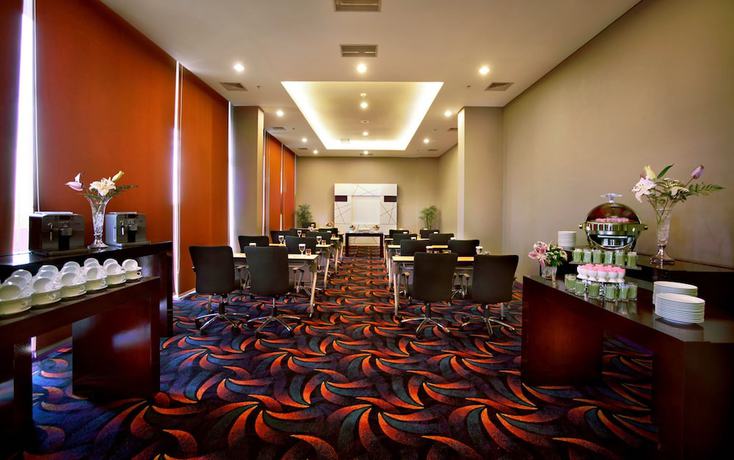 Imagen de los interiores del Hotel Fame Gading Serpong - Chse Certified. Foto 13