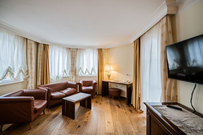 Imagen de la habitación del Hotel Famel&iacute;, Valdaora. Foto 4