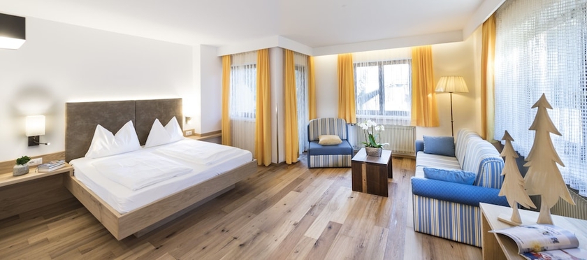Imagen de la habitación del Hotel Famel&iacute;, Valdaora. Foto 13