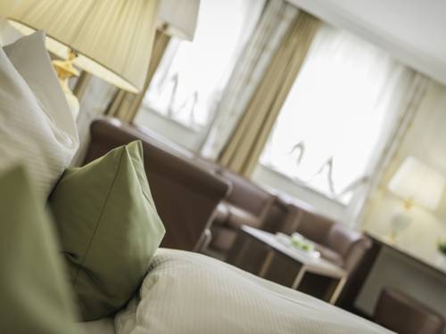 Imagen de la habitación del Hotel Famel&igrave;, Valdaora. Foto 3