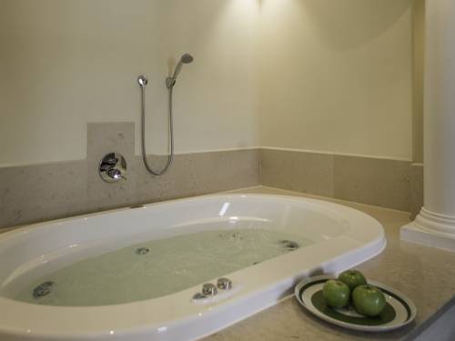 Imagen de la habitación del Hotel Famel&igrave;, Valdaora. Foto 16