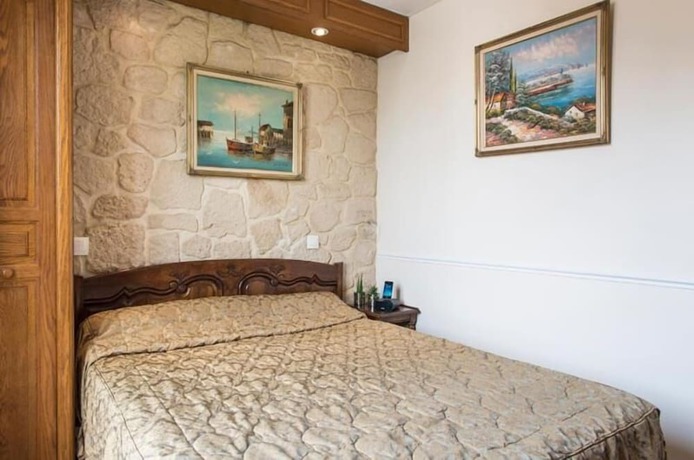 Imagen de la habitación del Hotel Familia, Barrio Latino-Pante&oacute;n. Foto 9