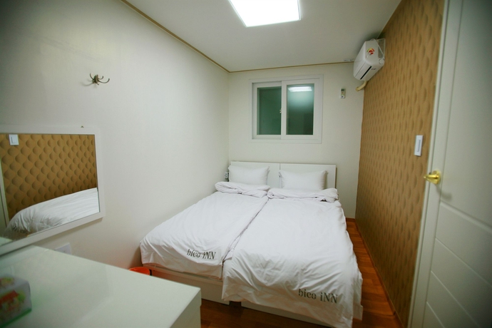 Imagen de la habitación del Hotel Familia INN. Foto 7