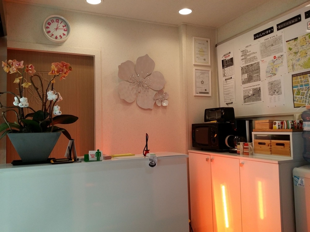 Imagen de los interiores del Hotel Familia INN. Foto 13