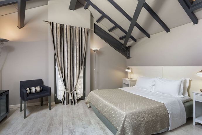 Imagen de la habitación del Hotel Familia, &Iacute;taca. Foto 2