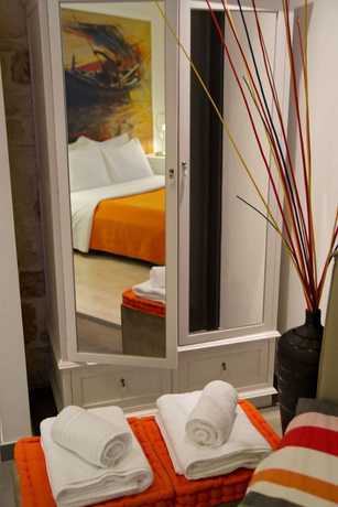 Imagen de la habitación del Hotel Familia, &Iacute;taca. Foto 9