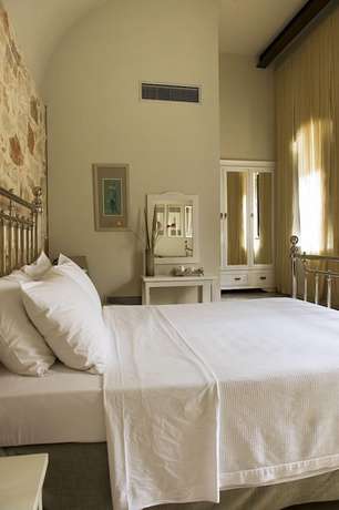 Imagen de la habitación del Hotel Familia, &Iacute;taca. Foto 15