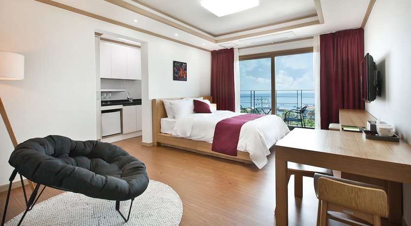 Imagen de la habitación del Hotel Familia Jeju. Foto 5