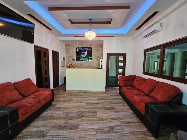 Imagen general del Hotel Familiar Abejac. Foto 1