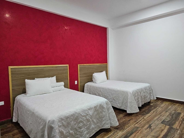 Imagen de la habitación del Hotel Familiar Abejac. Foto 15