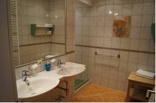 Imagen de la habitación del Hotel Familien and Vitalhotel Auenhof. Foto 9