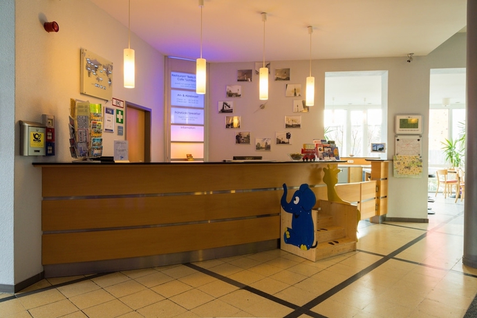 Imagen de los interiores del Hotel Familienhotel Citylight Berlin. Foto 17