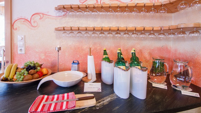 Imagen del bar/restaurante del Hotel Familienhotel Replerhof. Foto 5
