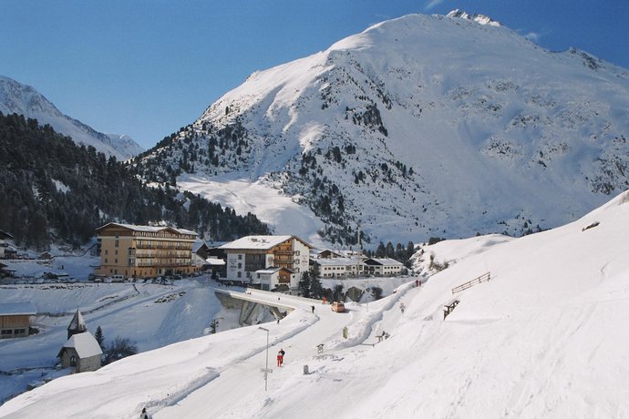 Imagen de los exteriores del Hotel Familienhotel Vent. Foto 8