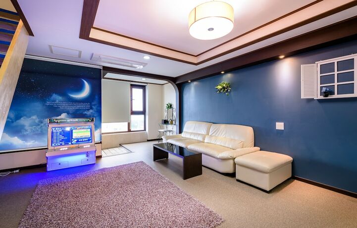 Imagen de la habitación del Hotel Famille Spa Resort. Foto 13