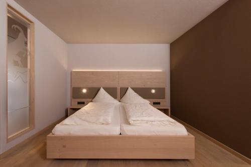 Imagen de la habitación del Hotel Familotel Alphotel. Foto 18