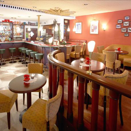 Imagen del bar/restaurante del Hotel Familotel Aparthotel Am Rennsteig. Foto 4