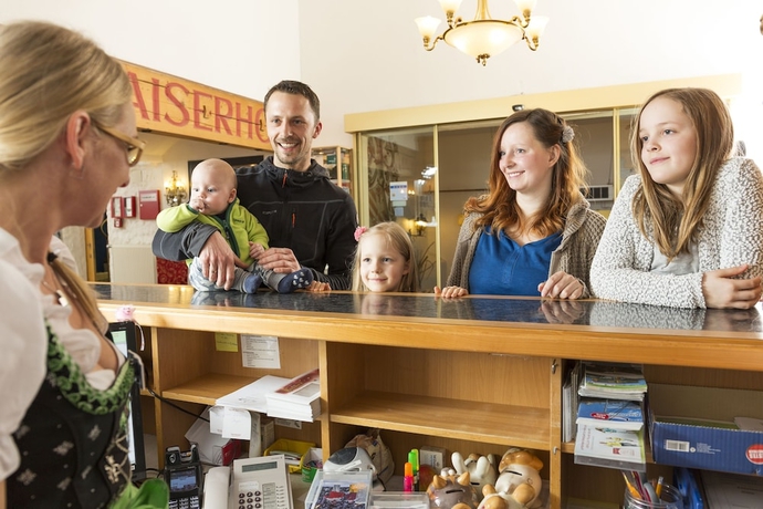 Imagen de los interiores del Hotel Familotel Kaiserhof. Foto 19