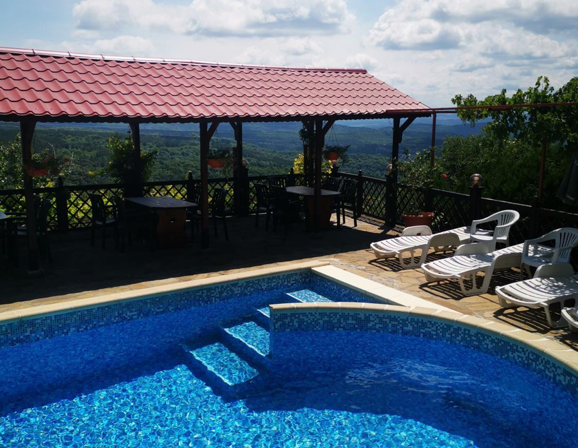 Imagen general del Hotel Family Arbanashka Sreshta. Foto 5