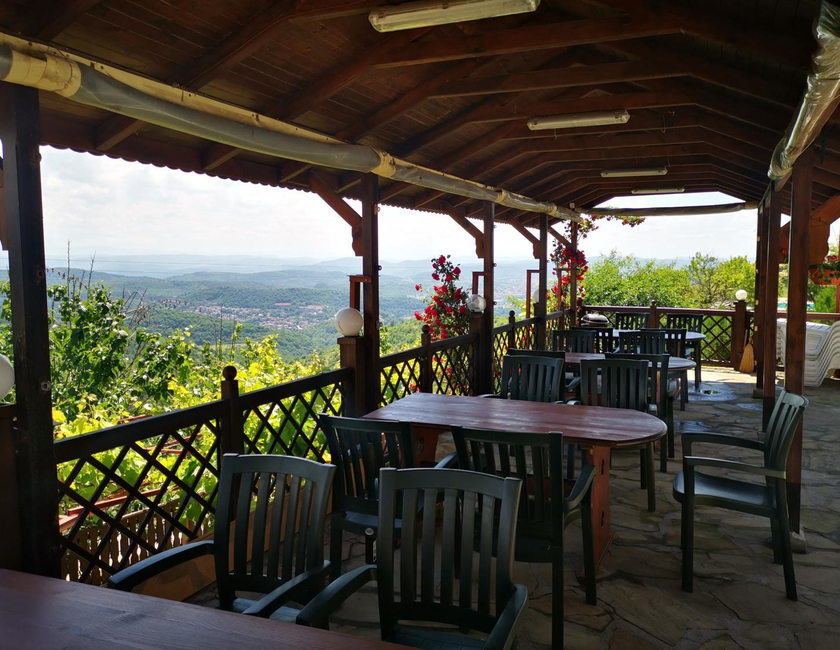 Imagen general del Hotel Family Arbanashka Sreshta. Foto 6
