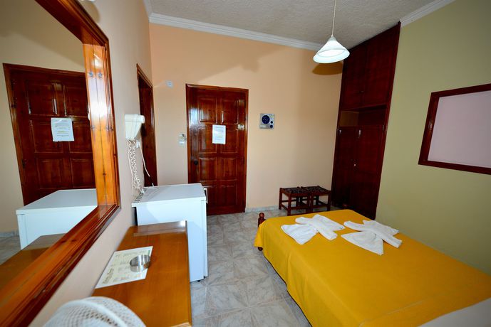 Imagen de la habitación del Hotel Family Bikakis. Foto 12