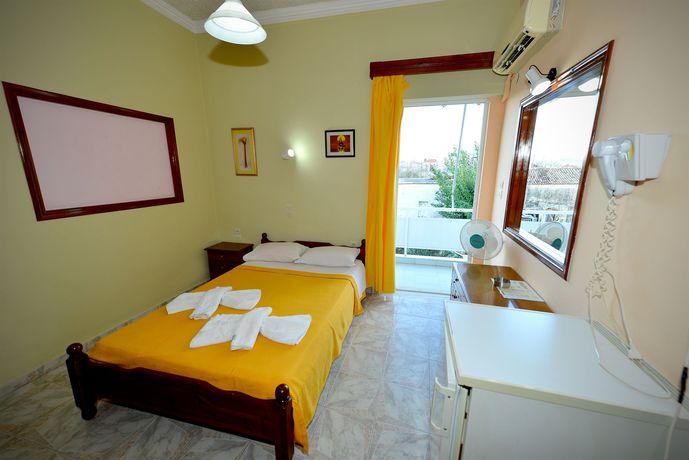 Imagen de la habitación del Hotel Family Bikakis. Foto 14